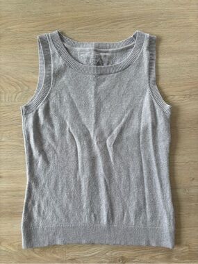 WoolX Chessy small 100% Merino Wool Women’s sweater vest Top gray / beige
